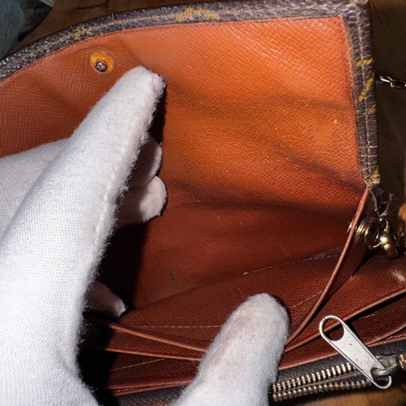 Louis Vuitton Monogram Bifold Wallet Brown/ vintage repurposed, rare find - Picture 13 of 17